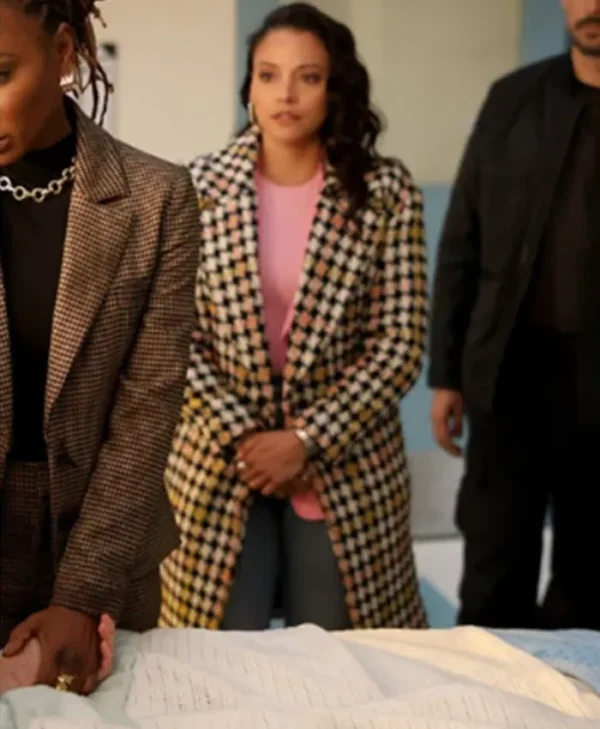 Found S02 Lacey Quinn Houndstooth Coat