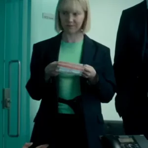 Lauren Lyle Karen Pirie S02 Blazer