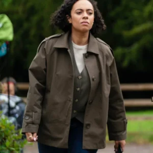 Saskia Ashdown Karen Pirie S02 Coat