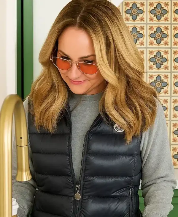 Giada De Laurentiis Giada in My Kitchen S01 Black Vest