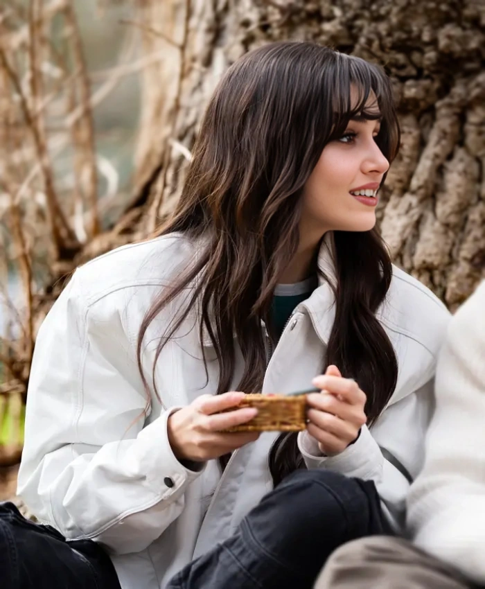 Hande Erçel Reminder 2025 Jacket